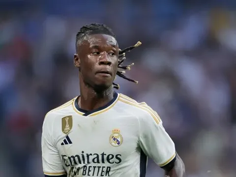 Xác nhận: Real trói chân Camavinga