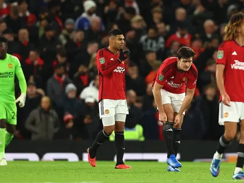 Xấu hổ quá Man Utd