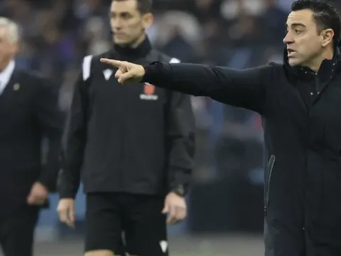 Xavi: Các cầu thủ Barcelona hứng chịu chỉ trích không công bằng