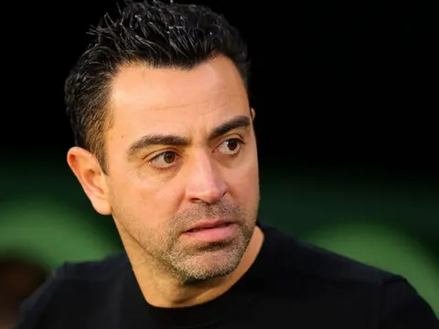 Khả năng Xavi 'quay xe' ở lại Barcelona