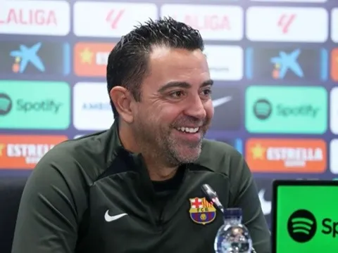 Xavi: "Một tài năng phi thường"