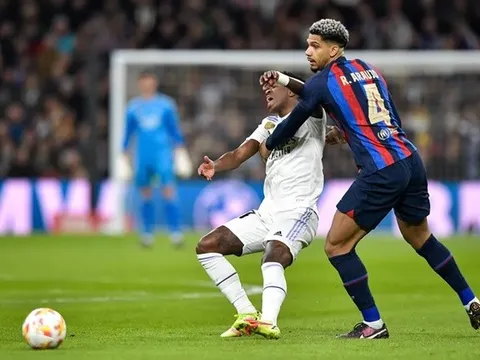 Xavi đã có một quyết định thiên tài để hạ Real