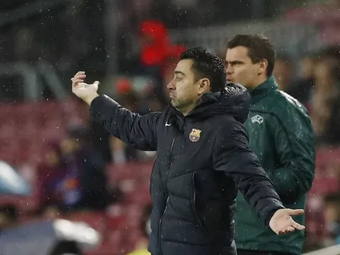Xavi được tạo điều kiện mua sắm vào TTCN mùa đông