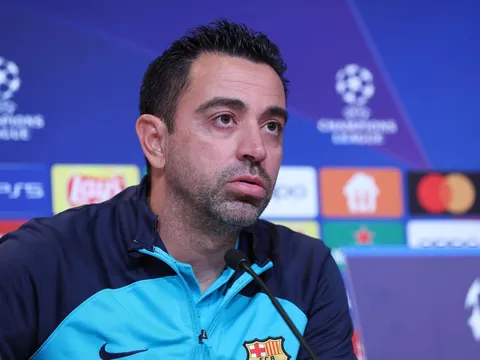 Xavi lên tiếng về kế hoạch chuyển nhượng của Barca