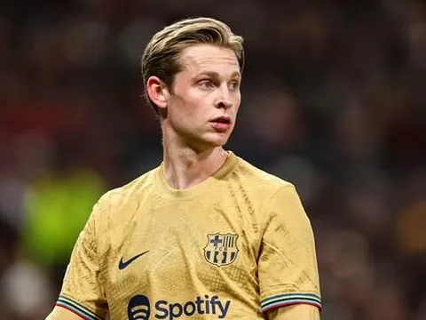 Xavi ngả mũ với Frenkie de Jong