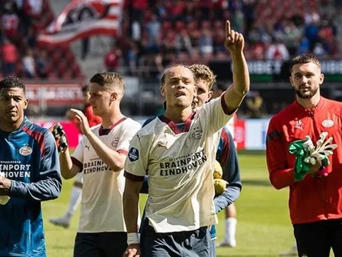 Arsenal nhận cái tát từ tài năng 20 tuổi