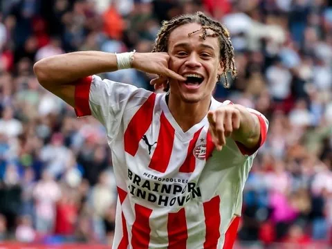 "M.U có sự quan tâm, nhưng PSG đã trình bày dự án với cậu ấy quá tốt"