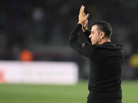 Xavi: "Thật đáng xấu hổ"