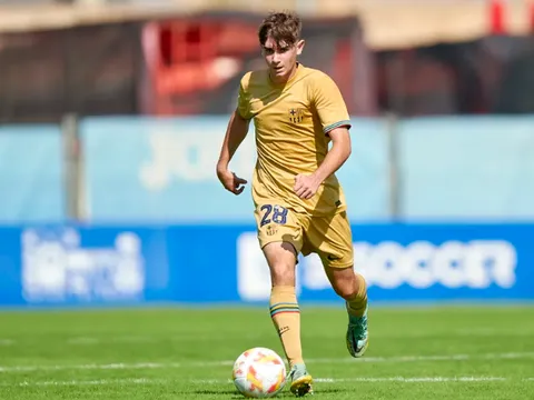 Xavi tìm đối tác cho Gavi từ đội trẻ