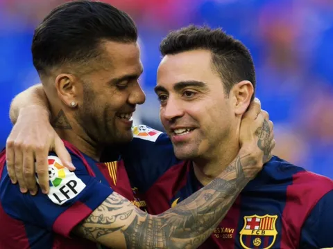 Xavi xin lỗi sau phát ngôn về Dani Alves