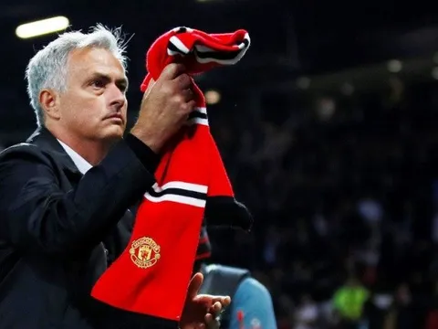 Xếp hạng 4 HLV Man Utd thời hậu Sir Alex: Solskjaer có hơn Moyes?