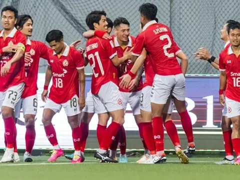 Bóng đá Campuchia vượt mặt Việt Nam