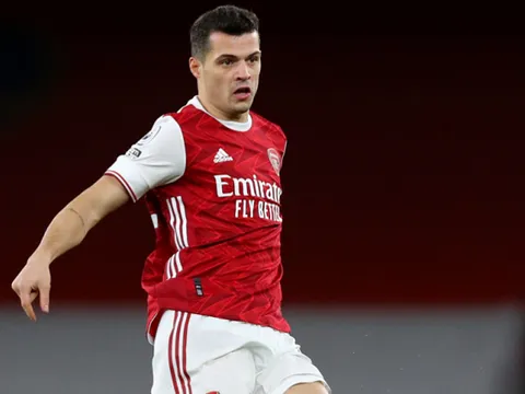 Khả năng đá phạt của Xhaka ra sao so với Ronaldo, Messi?