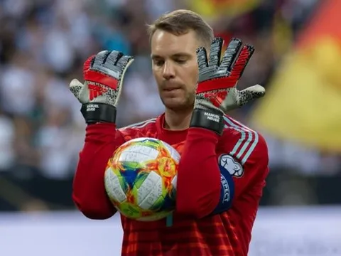 XONG! Neuer bỏ ngỏ khả năng "treo găng", cờ sắp đến tay Ter Stegen