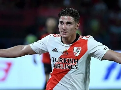 Xuất hiện đối trọng nặng ký của Man Utd trong vụ Julian Alvarez