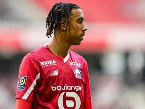 Man Utd gặp khó khi chiêu mộ thần đồng Ligue 1