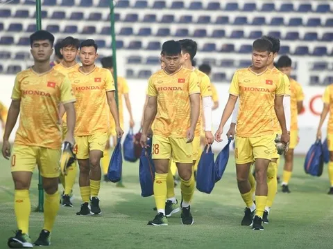 Danh sách U22 Việt Nam: So bó đũa, chọn cột cờ