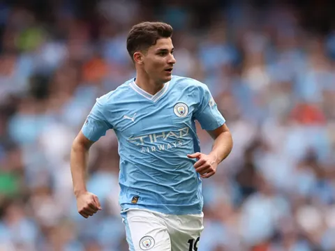 Bán Julian Alvarez, Man City mở đường đón chân sút 120 triệu bảng