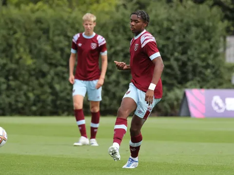 Here we go! "Ferdinand 2.0" gia nhập Man City