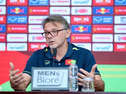 "Indonesia làm xấu hổ bóng đá Đông Nam Á"