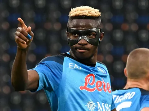 Chelsea bí mật đạt thỏa thuận chiêu mộ Osimhen