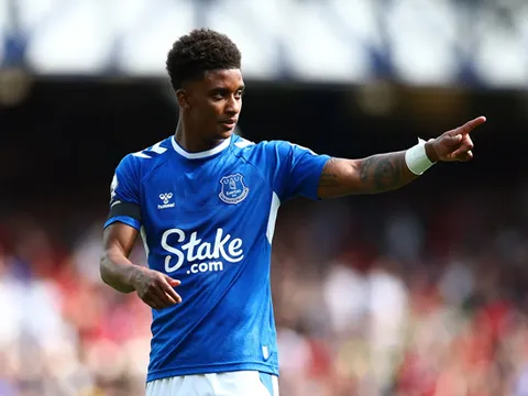 Romano tiết lộ cầu thủ Premier League muốn rời CLB càng sớm càng tốt