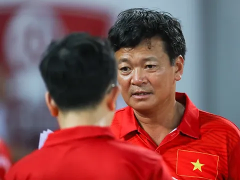 Chủ tịch CLB Hải Phòng: "VAR chưa đáp ứng đầy đủ thì đừng làm"