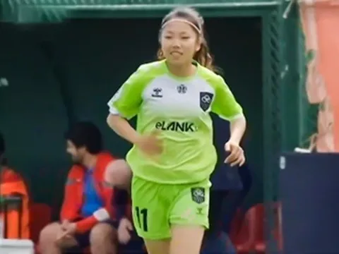 Huỳnh Như ra sân trong trận hòa của CLB nữ Lank