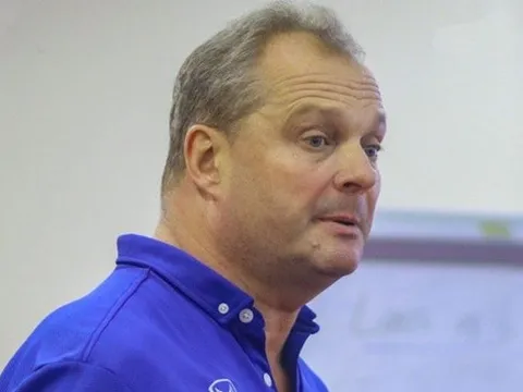 HLV Philippines tuyên bố đánh bại Việt Nam, tạo nên lịch sử