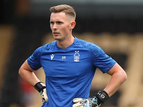 Hazard: "Đã đến lúc tận hưởng cuộc sống và uống vài chai bia"