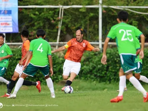 "Lão tướng" thăng hoa, lập cú đúp ở tuổi 41