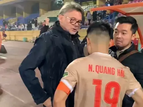 HLV Troussier cố tình ngăn cản Quang Hải sang Nhật thi đấu?