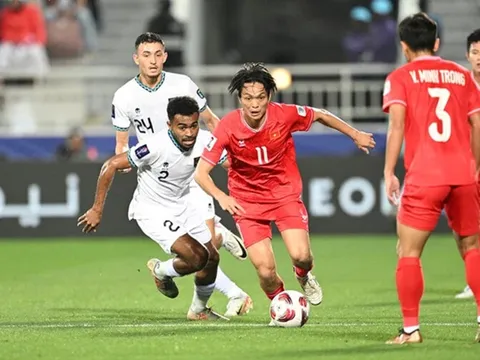 "Việt Nam gặp đối thủ như Iraq đã rất khó rồi, sao đi World Cup nổi"