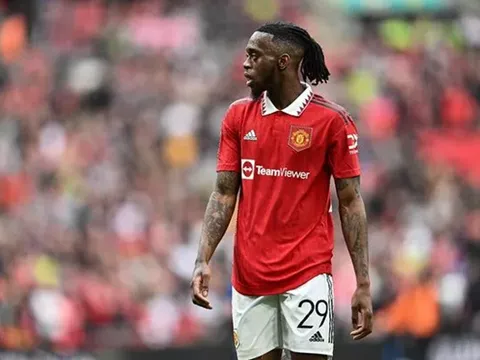 Chủ tịch Spurs tiết lộ điều khoản gây sốc trong hợp đồng bán Harry Kane