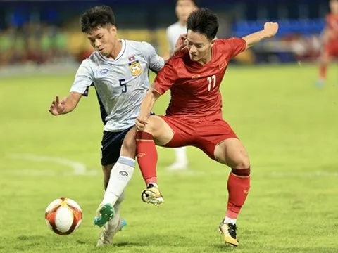 BLV Quang Huy: U22 Việt Nam cần thay đổi để thắng Singapore