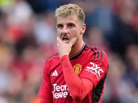 Tâm trạng của fan Chelsea khi Mount khoác áo M.U