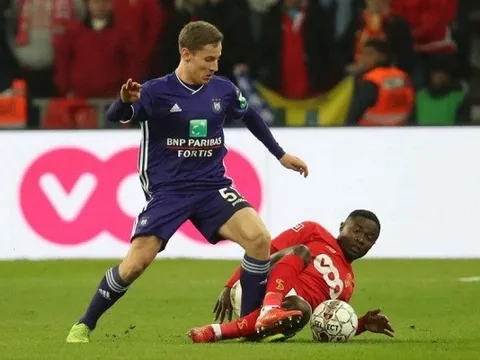 Đây, "báu vật nước Bỉ" được 4 tên tuổi Premier League chú ý