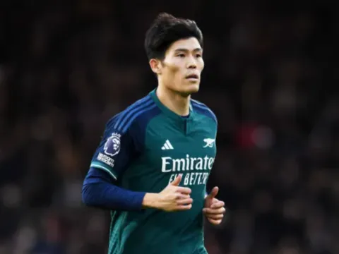 Jamie Redknapp chỉ ra cầu thủ Arsenal gây phiền toái cho đội nhà