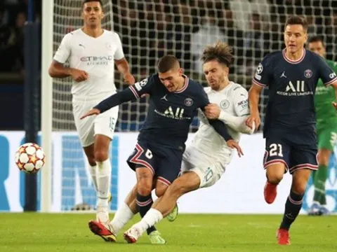 Young cho rằng Man Utd thiếu mẫu tiền vệ giống Carrick