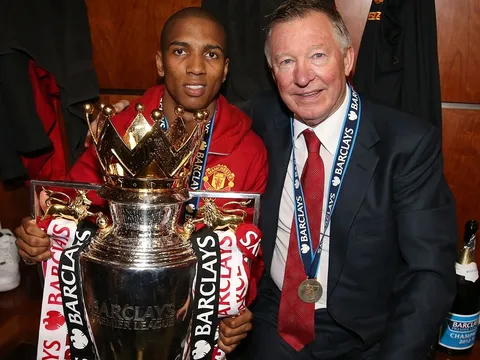 Cựu sao MU vẫn còn sợ Sir Alex Ferguson sau 10 năm giải nghệ