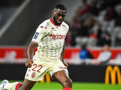 Newcastle tranh tiền vệ cực chất với Arsenal