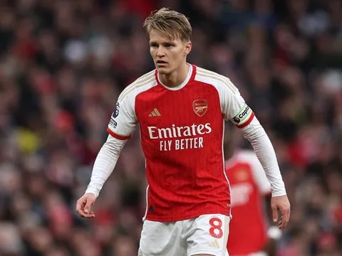 Sau Arteta, Odegaard là thủ lĩnh đúng nghĩa nhất của Arsenal