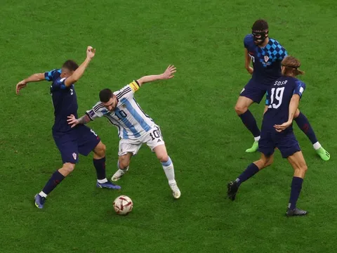 Wenger phát hiện ra kỹ năng mới của Messi ở World Cup