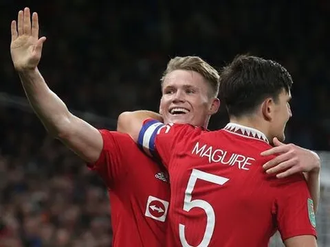 "Rất khó để cậu ấy rời khỏi Man Utd"