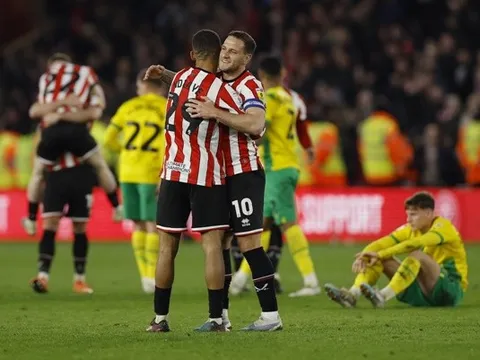 Thanh Nhã sút tung lưới tuyển nữ Đức