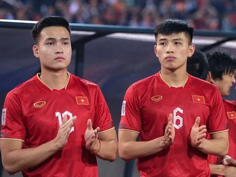 Dàn tuyển thủ Việt Nam kích hoạt 'bom tấn' chuyển nhượng V-League