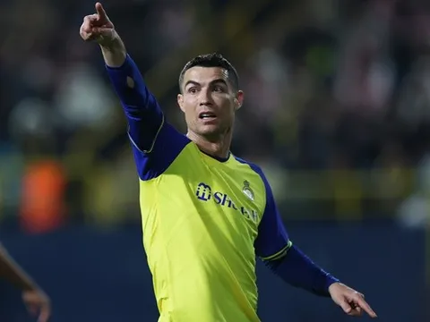 Ronaldo tung hoành ở Saudi Arabia: Máy ghi bàn vượt thời gian