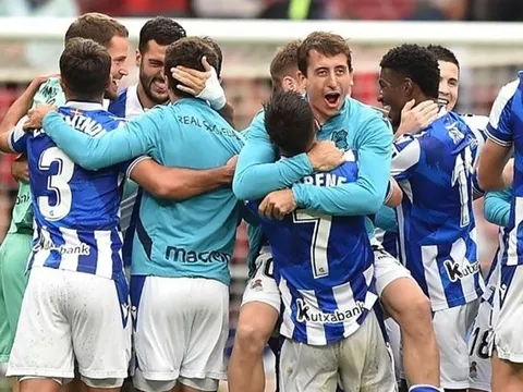 Kubo cùng đồng đội vỡ òa khi có vé dự Champions League