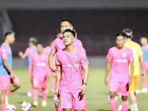 Thêm một CLB Việt Nam bỏ giải; Báo Indonesia xấu hổ đội nhà