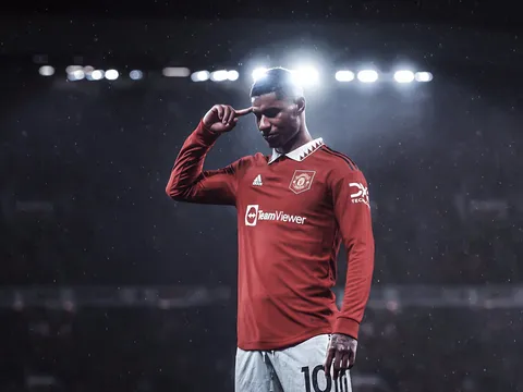 Hạ Everton, hàng công M.U xuất hiện "quái vật" không thể cản